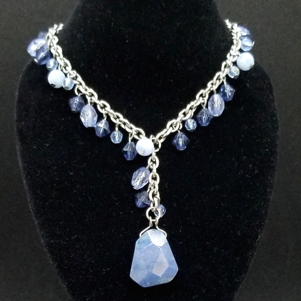 Apatite stone & blue crystal bead necklace